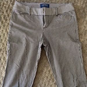 Old navy pixie mid-rise pants